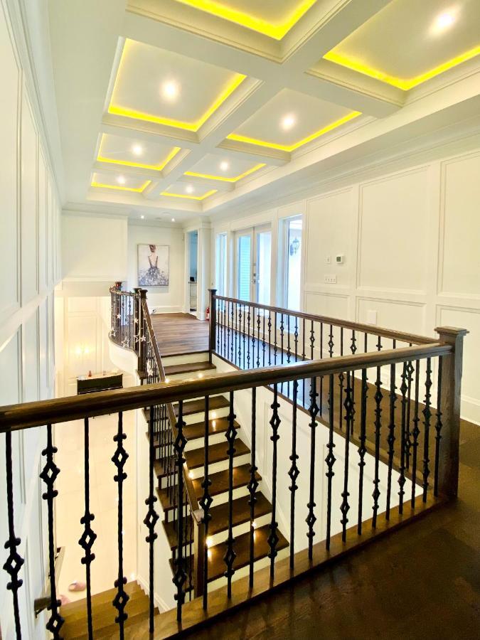 Vancouver Shangrila House Ричмънд Екстериор снимка