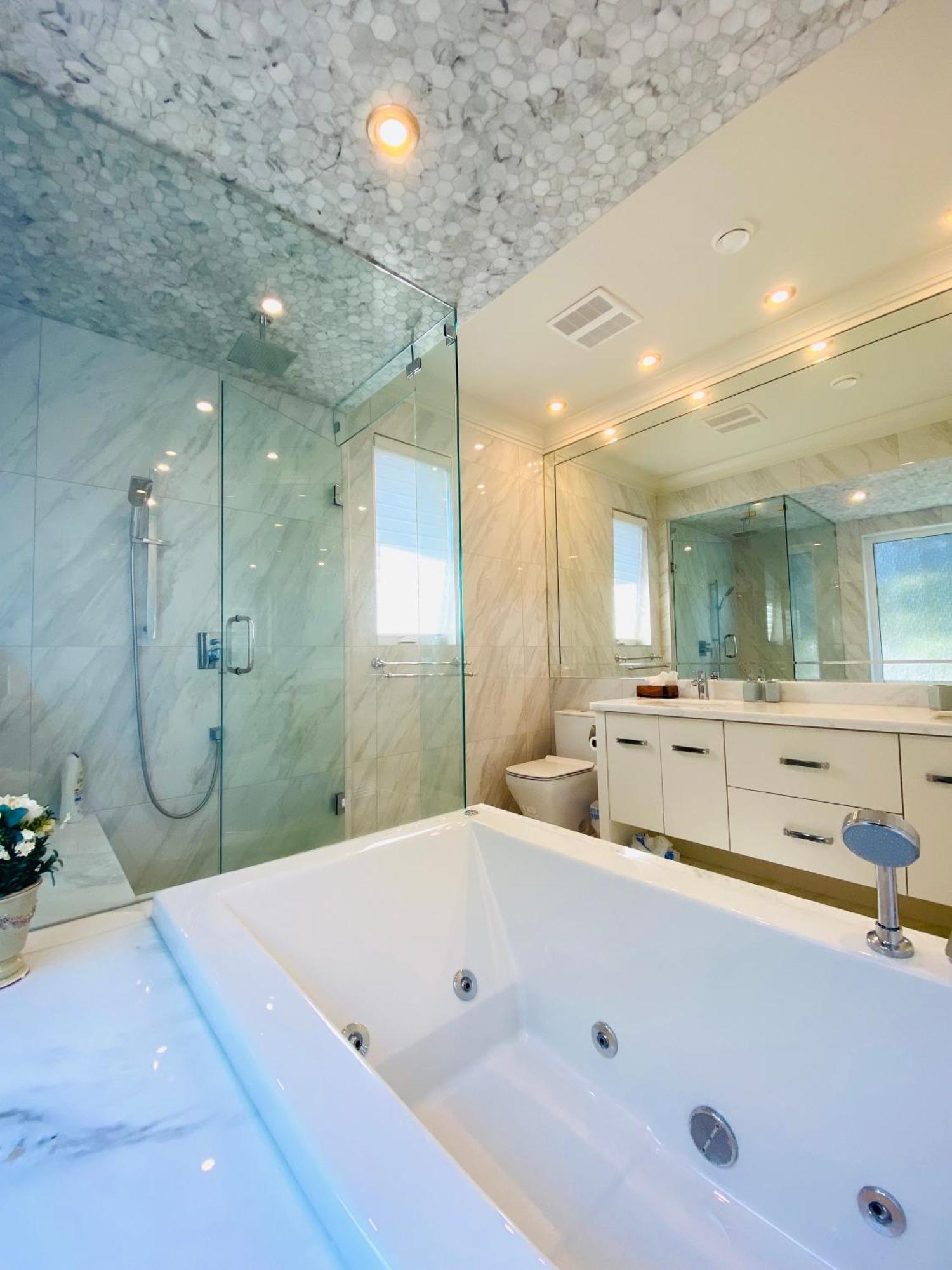 Vancouver Shangrila House Ричмънд Екстериор снимка