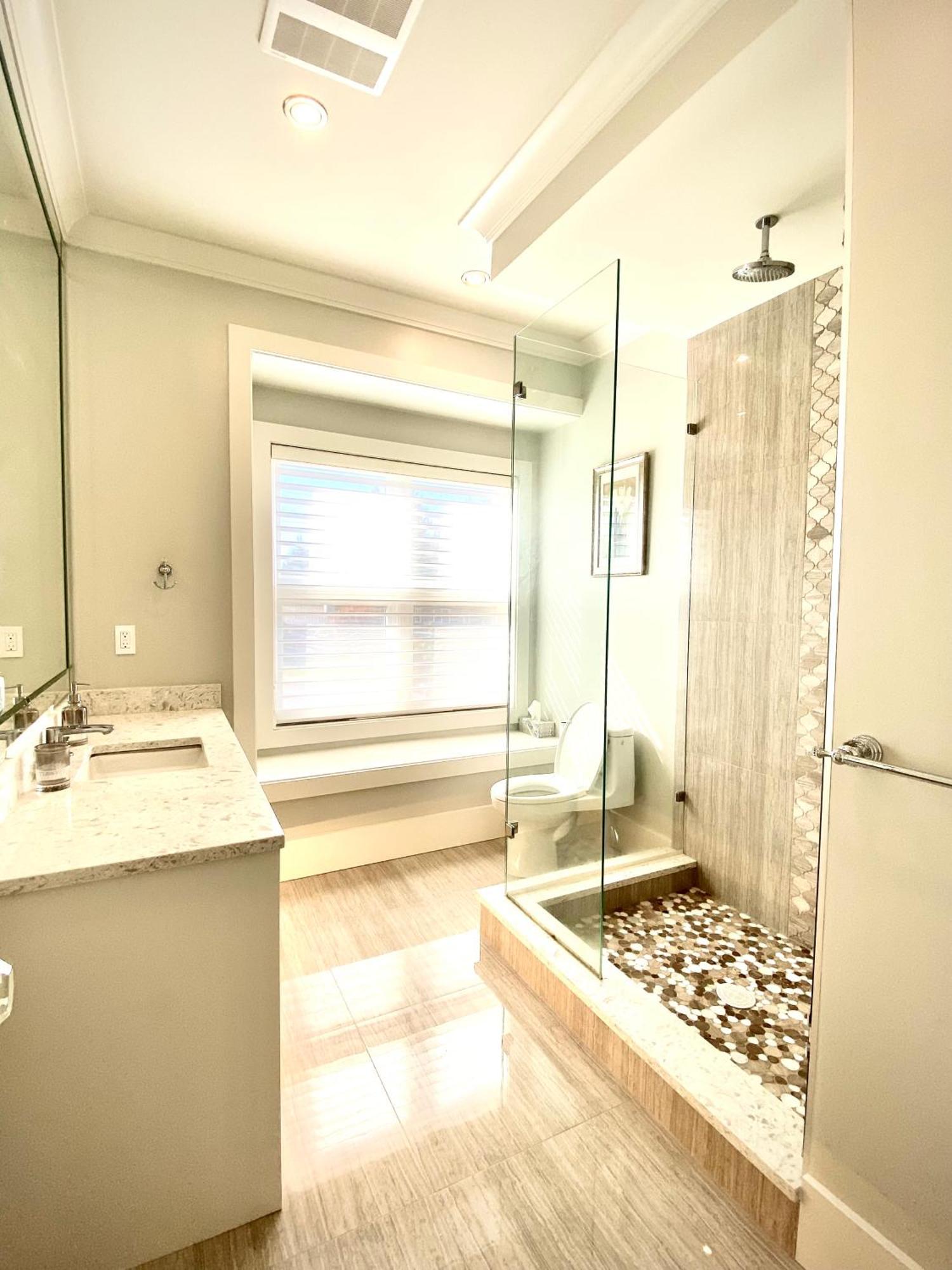 Vancouver Shangrila House Ричмънд Екстериор снимка