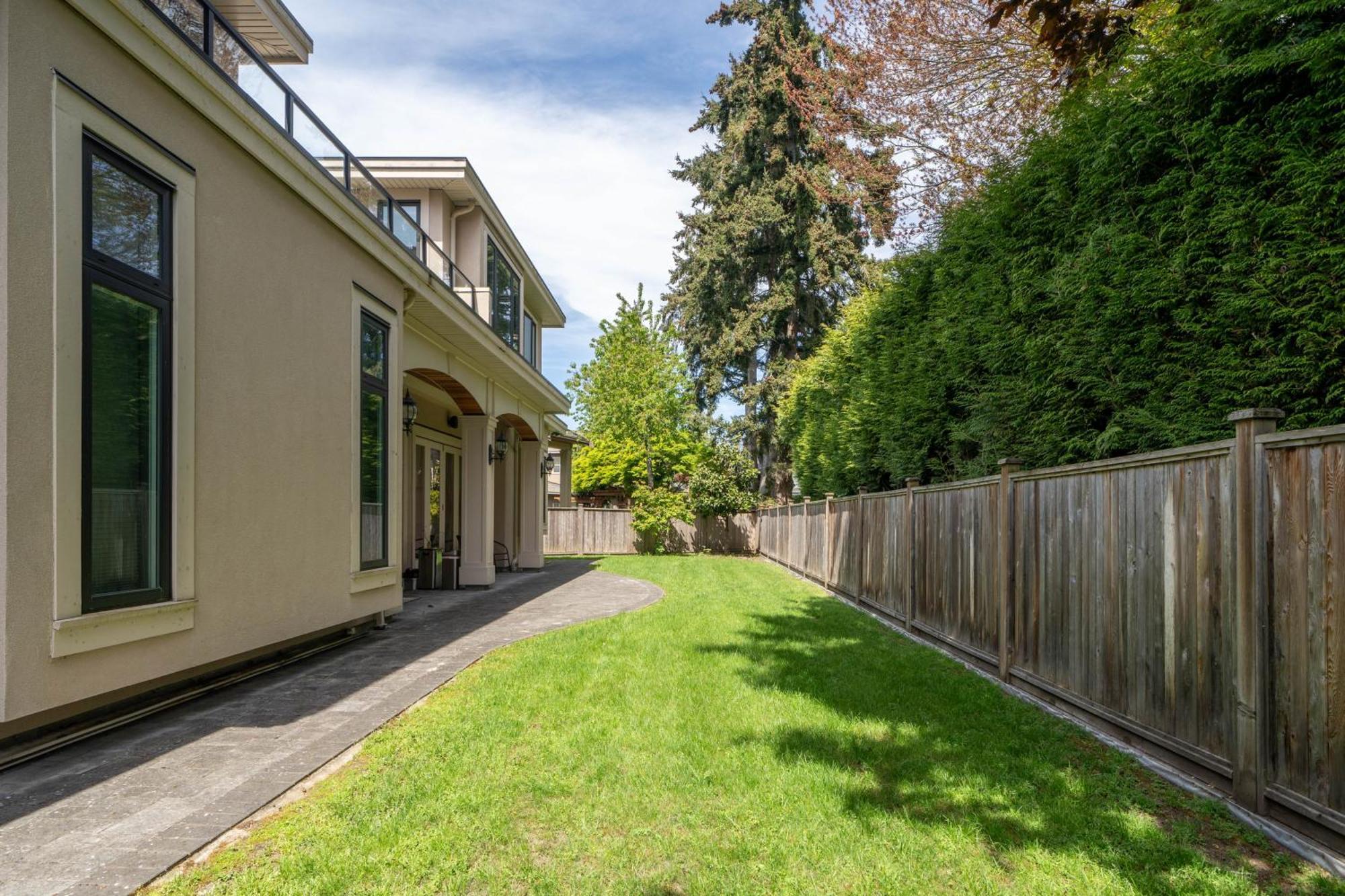 Vancouver Shangrila House Ричмънд Екстериор снимка